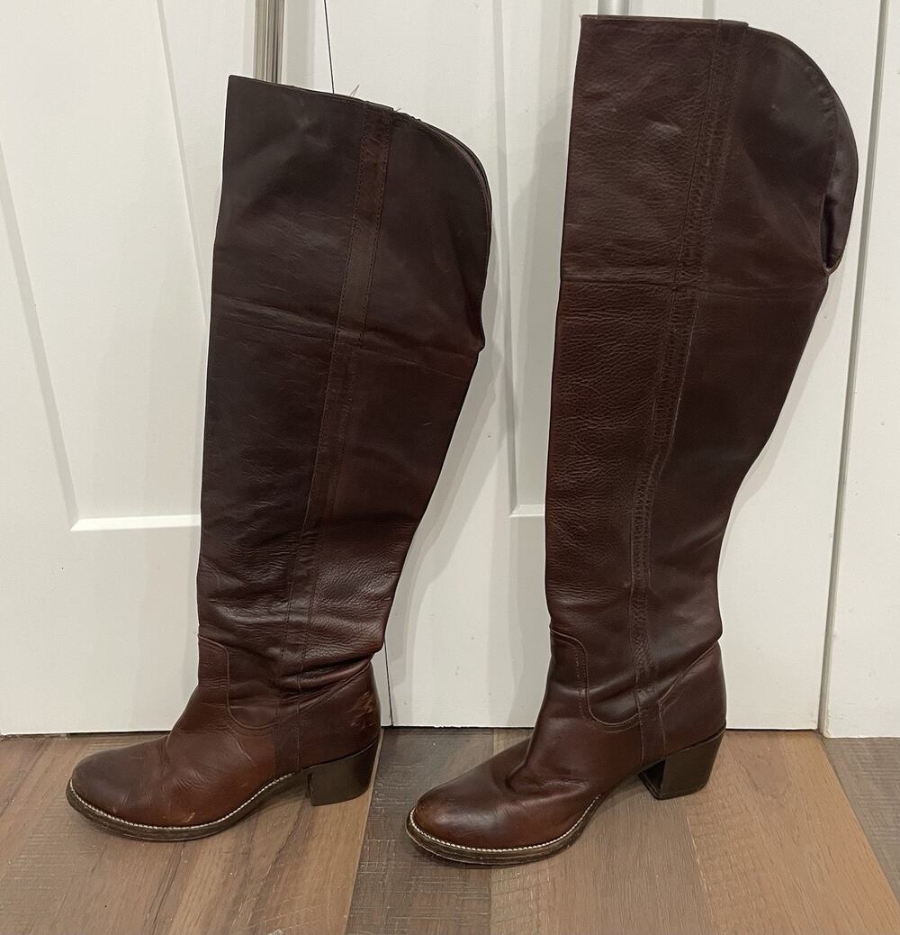 FRYE Boots Size 8.5 Over The Knee Tall or Cuffed Brown Leather Riding